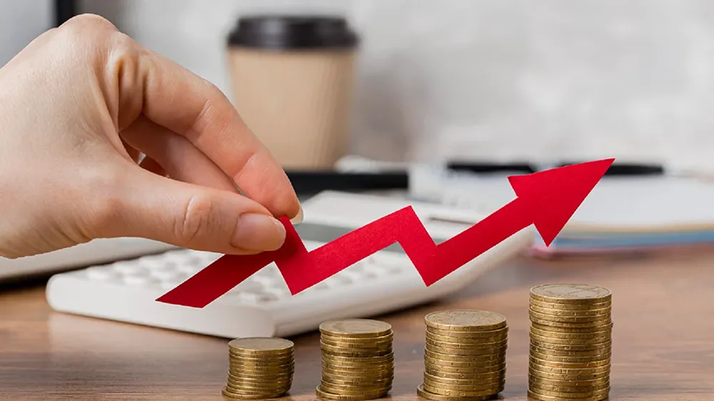 The Rise of Payroll Outsourcing to India infographic highlighting how businesses use Indian payroll outsourcing services to reduce costs, improve efficiency, access skilled professionals, and streamline payroll management.